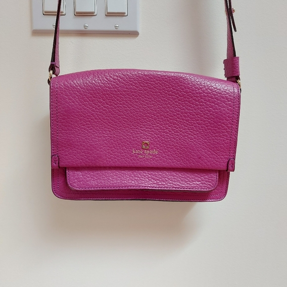 KATE SPADE pink leather crossbody bag - Picture 2 of 2